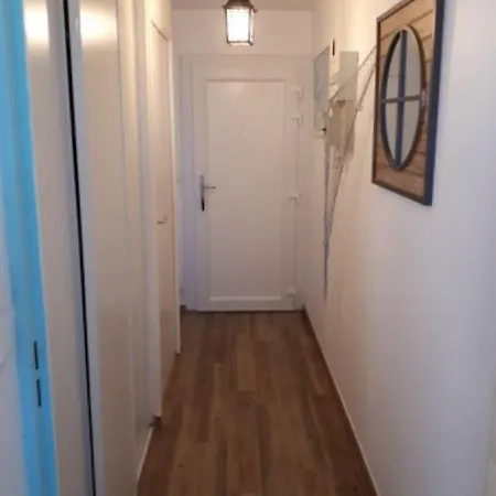 Apartmán Claire Marine *